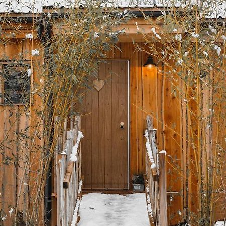 Вілла La Cabane Ofuro Celles  Екстер'єр фото