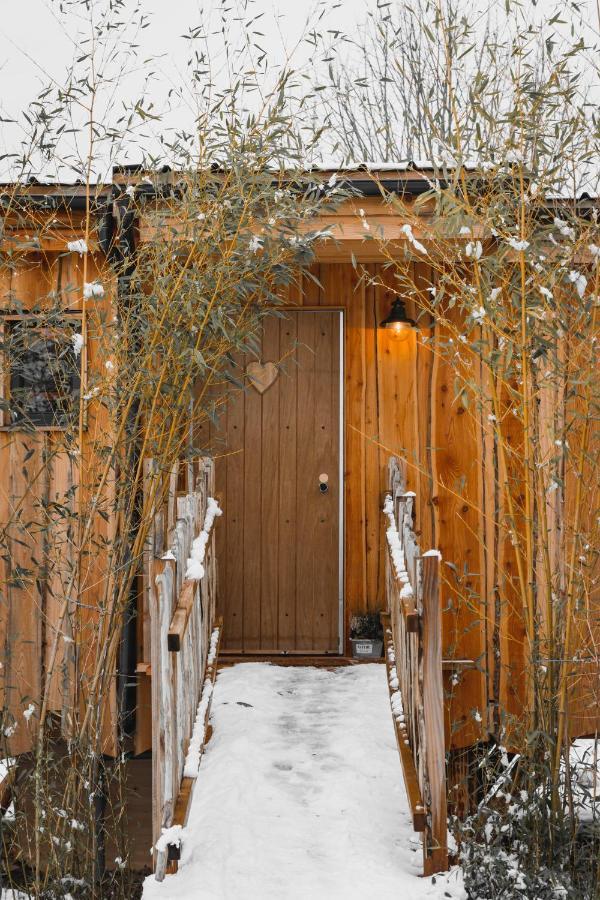 Вілла La Cabane Ofuro Celles  Екстер'єр фото