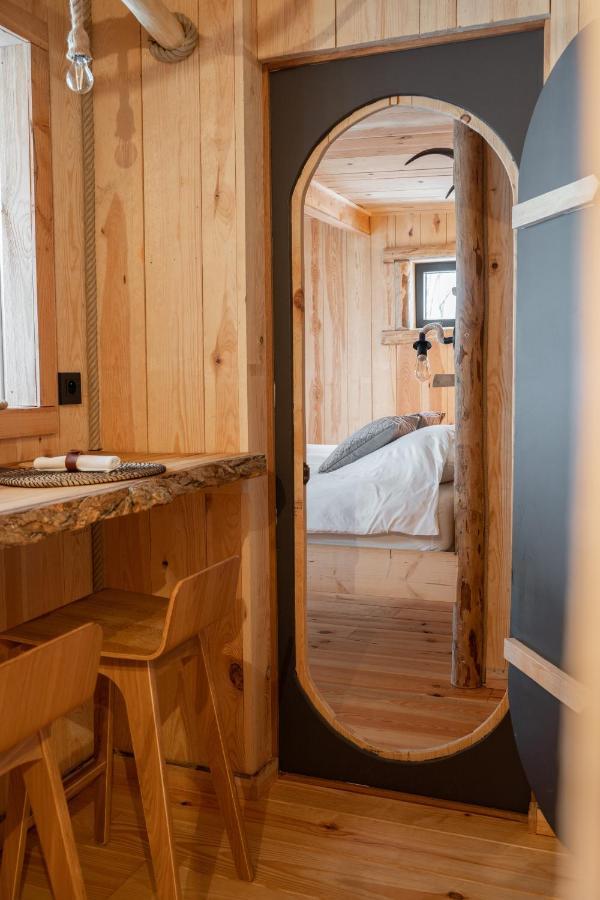 Вілла La Cabane Ofuro Celles  Екстер'єр фото