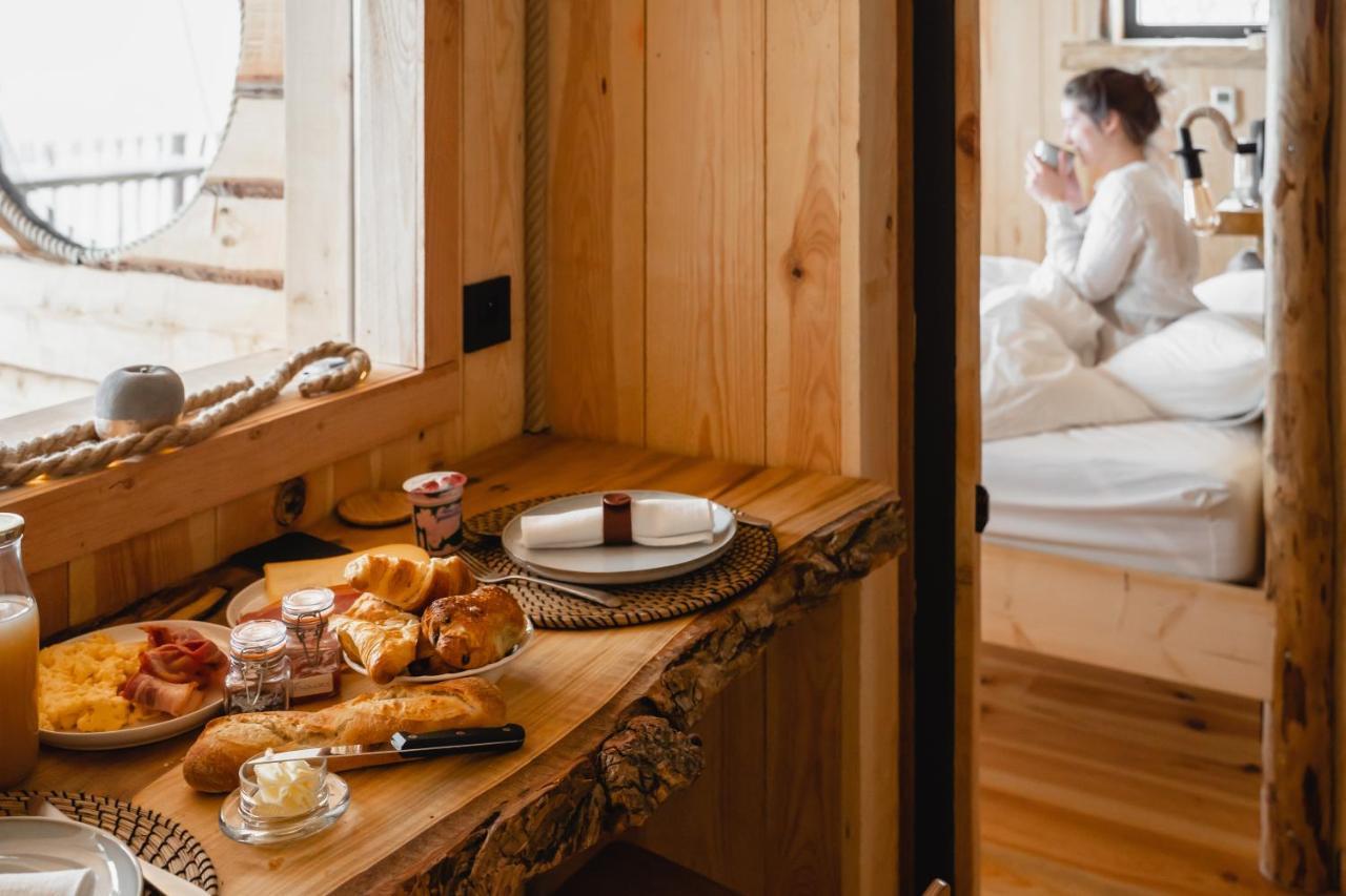 Вілла La Cabane Ofuro Celles  Екстер'єр фото