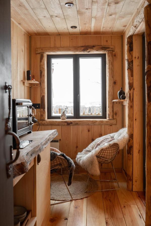 Вілла La Cabane Ofuro Celles  Екстер'єр фото