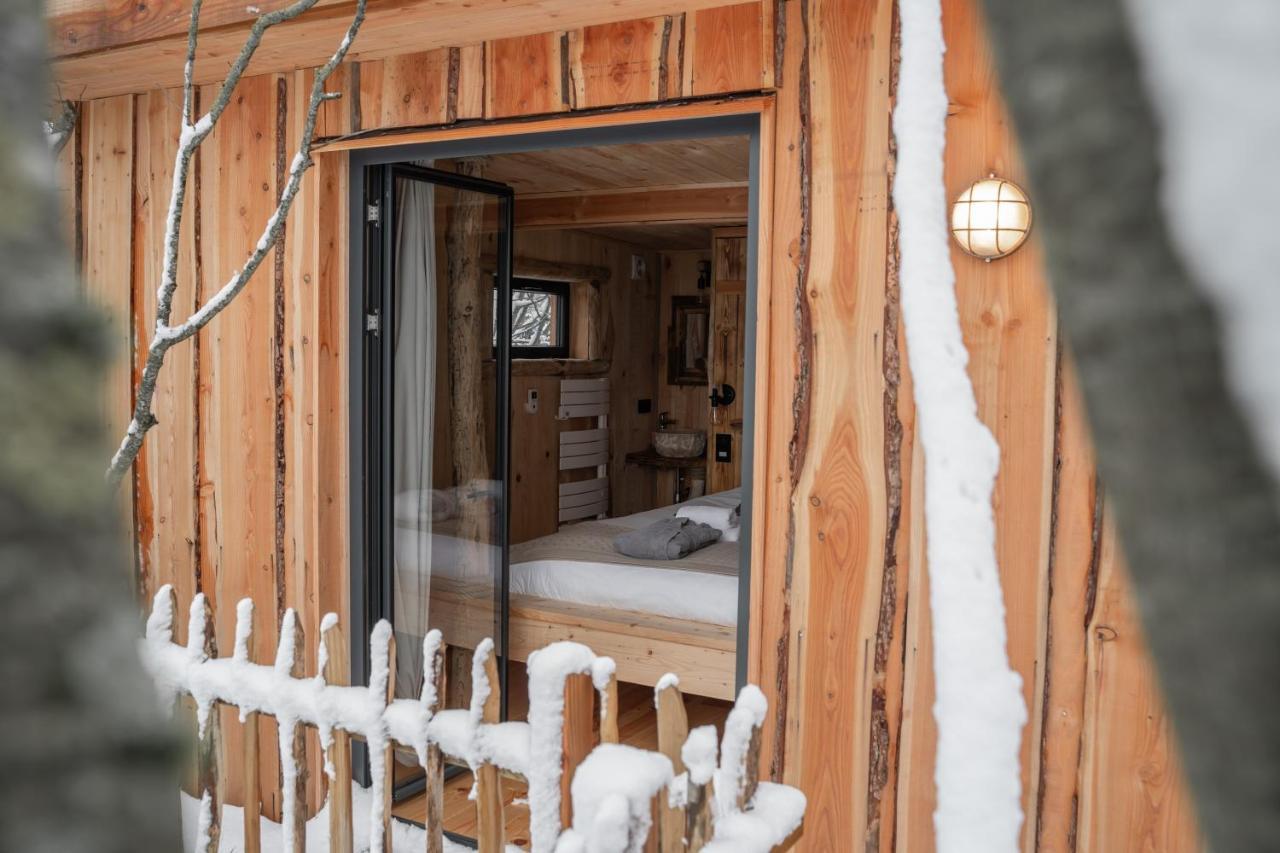Вілла La Cabane Ofuro Celles  Екстер'єр фото